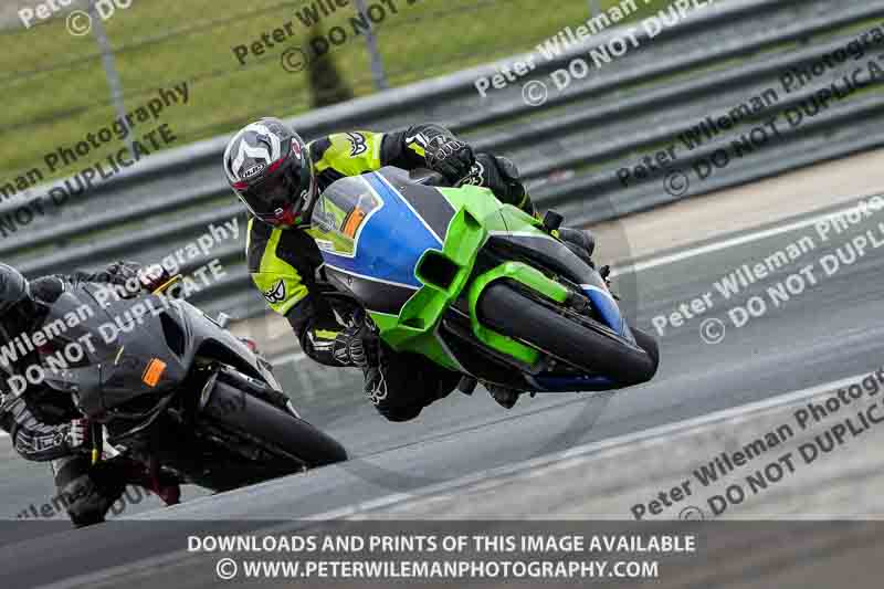 cadwell no limits trackday;cadwell park;cadwell park photographs;cadwell trackday photographs;enduro digital images;event digital images;eventdigitalimages;navarra;no limits trackdays;peter wileman photography;racing digital images;trackday digital images;trackday photos